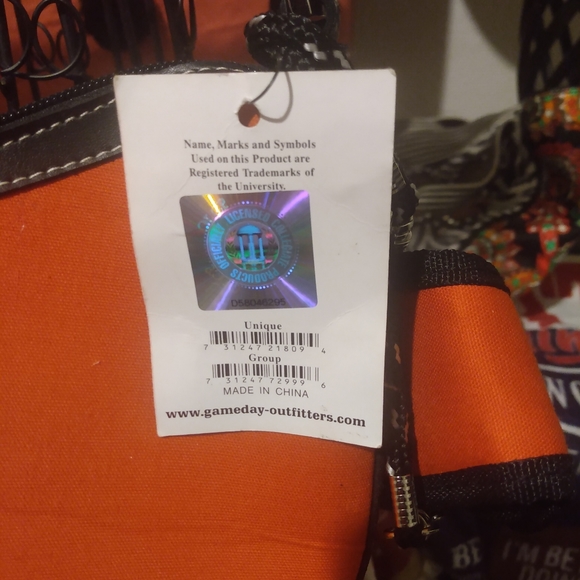 Texas Tech red raiders NWT ladies purse. - Picture 3 of 7